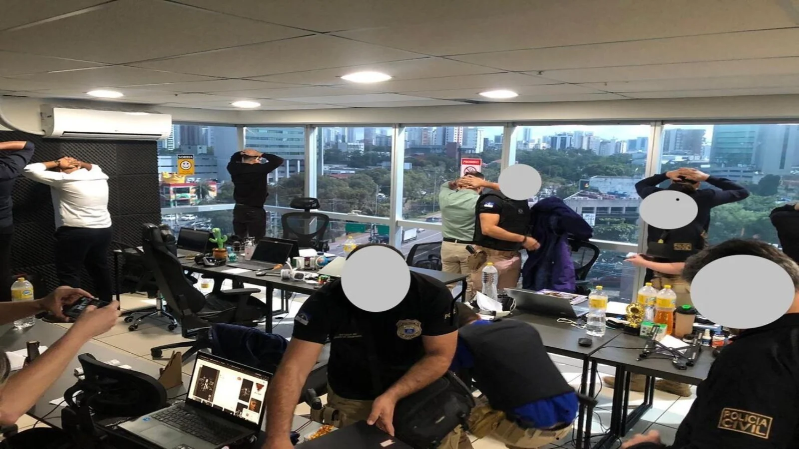 Operação Mirage prende 13 suspeitos de fraude milionária no Grande Recife
